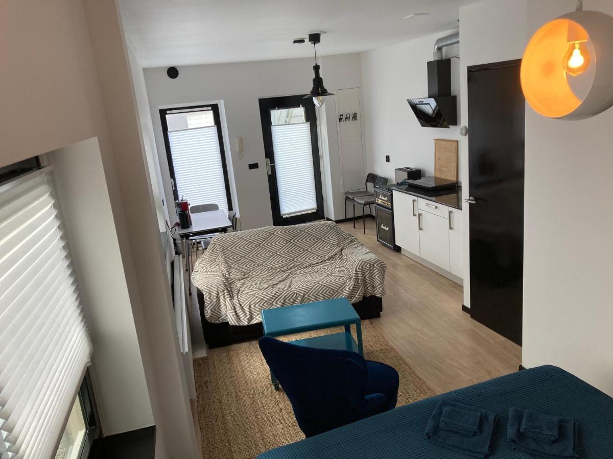 Sheepyhead Apartment Dordrecht Bagian luar foto